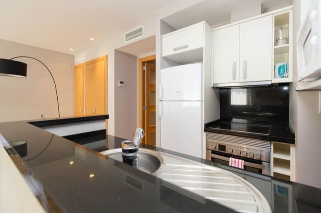 APARTMENT CAPACITY 4 ONE BEDROOM