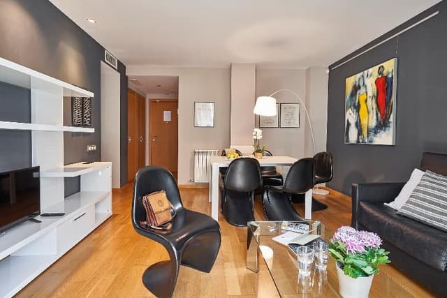 APARTMENT CAPACITY 4 TWO BEDROOMS