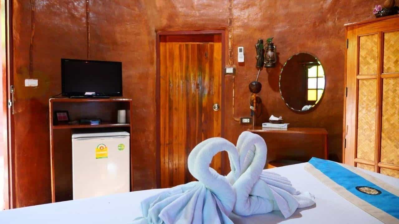 บ้านดิน ริมน้ำ รีสอร์ท บ้านดิน ริมน้ำ รีสอร์ท