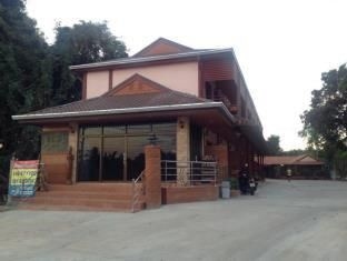 Rommai Resort0