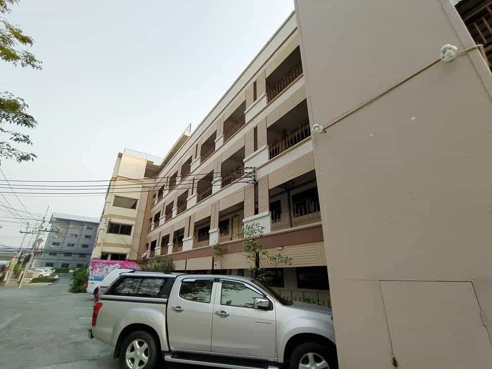 Rajbamrung Apartment Rajbamrung Apartment