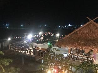 Huen Fai Mae-Jampee Huen Fai Mae-Jampee