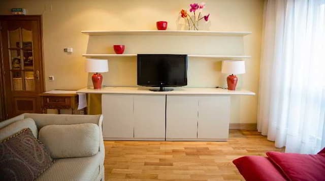 APARTMENT CAPACITY 2