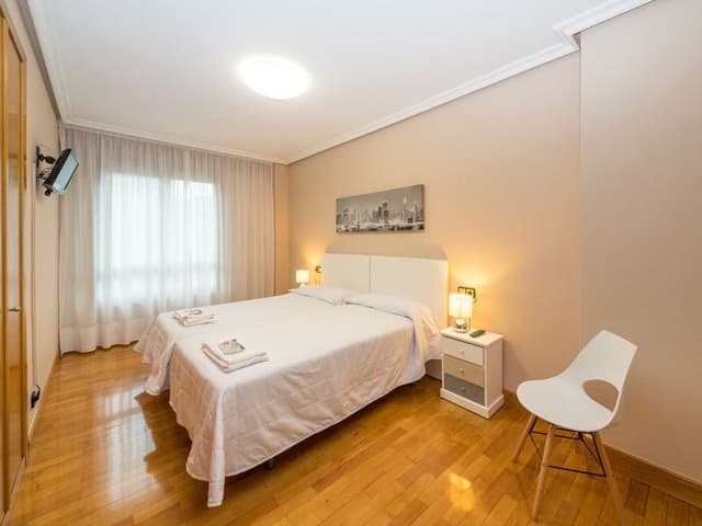 APARTMENT CAPACITY 8