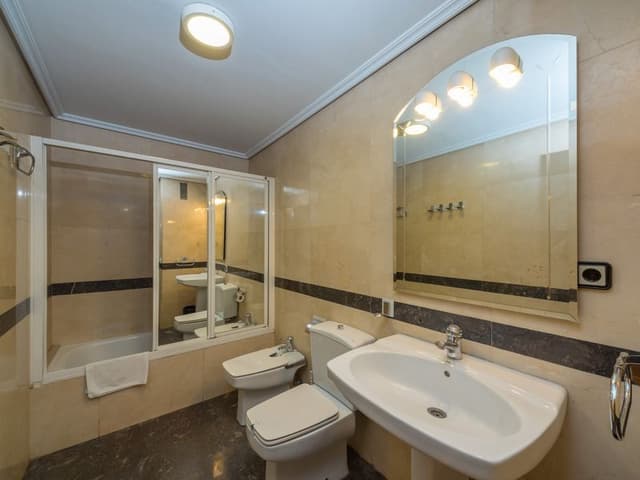 APARTMENT CAPACITY 8