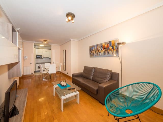 APARTMENT CAPACITY 3
