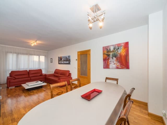 APARTMENT CAPACITY 8