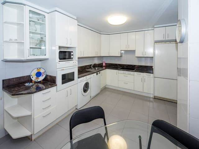 APARTMENT CAPACITY 8