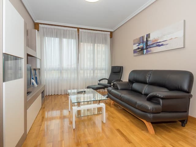 APARTMENT CAPACITY 1