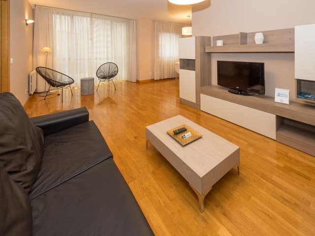 APARTMENT CAPACITY 1