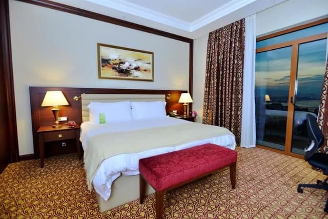JUNIOR SUITE CAPACITY 2