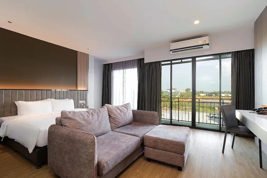 โรงแรมคริสตัล ศรีวารี สุวรรณภูมิ (Crystal Srivaree Suvarnabhumi Hotel)2