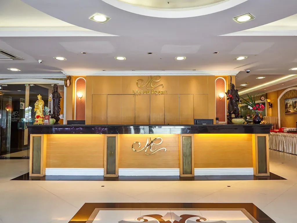 โรงแรมเมโทรพอยต์ (Metro Point Bangkok Hotel)3