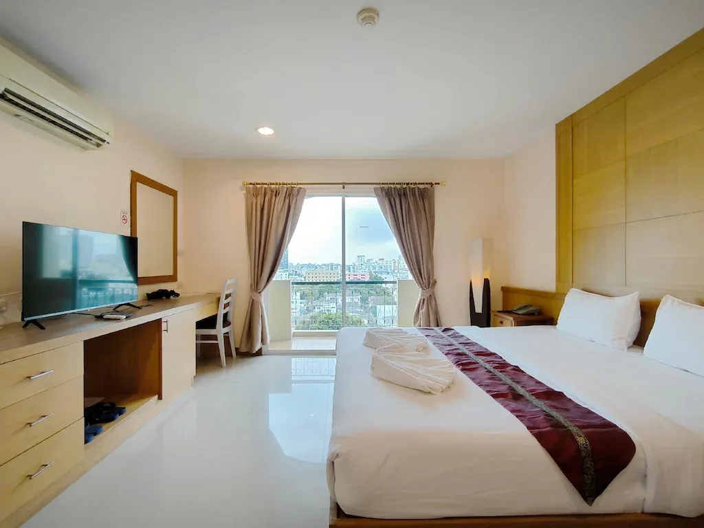 โรงแรมเมโทรพอยต์ (Metro Point Bangkok Hotel)4