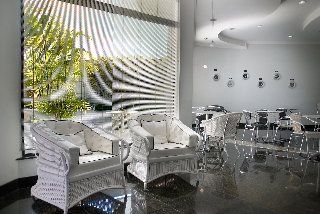 Aston Associado Gran Hotel Royal1