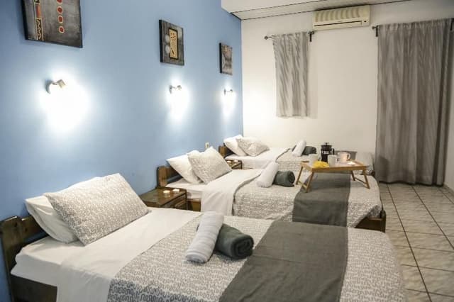 APARTMENT CAPACITY 3