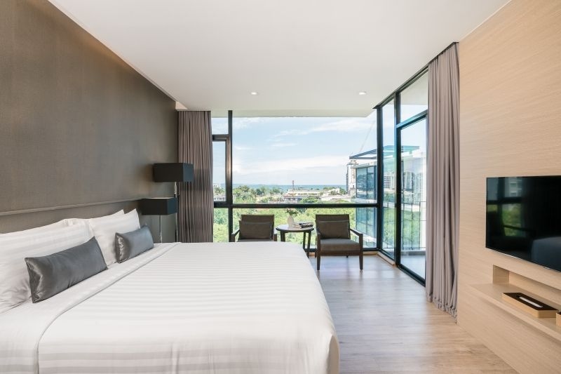 อัลเทอรา โฮเทล แอนด์ เรสซิเดนซ์ (Altera Hotel and Residence)1
