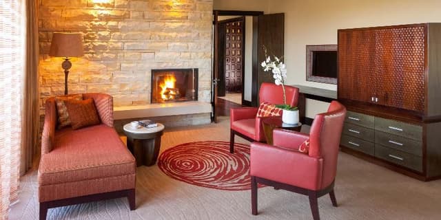 SUITE ONE BEDROOM