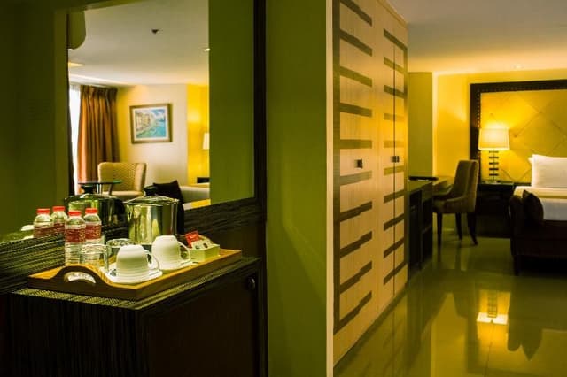 JUNIOR SUITE STANDARD