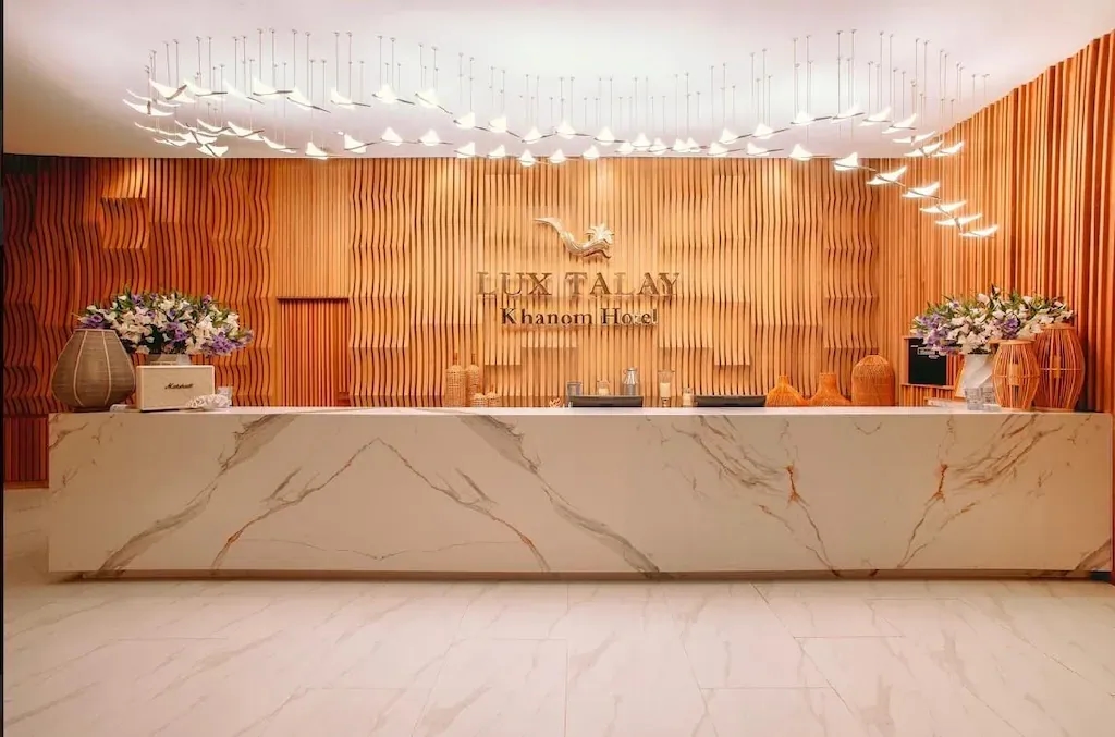 ลักซ์ทะเล ขนอม โฮเทล (LUXTALAY KHANOM HOTEL)1