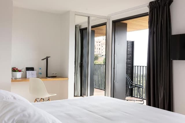 DOUBLE DELUXE SEA VIEW WITH BALCONY