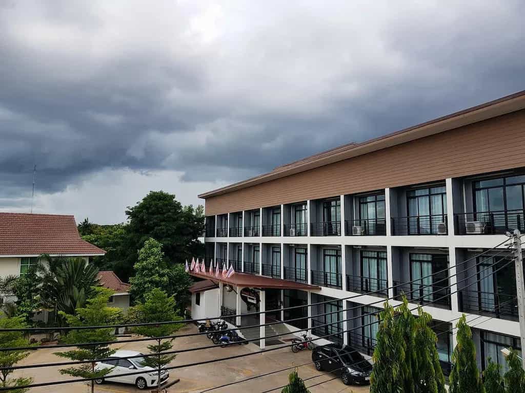 โรงแรมพรสิริ ศรีสะเกษ โรงแรมพรสิริ ศรีสะเกษ