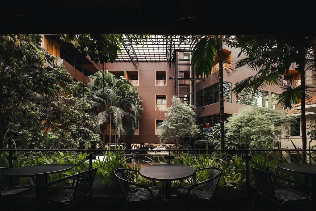 515 āđāļĢāļāđāļĢāļĄāļ§āļīāļāļāļāļĢāļĩ (515 VICTORY Hotel)1