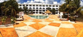 Uxmal Resort Maya2