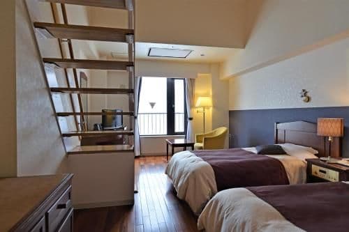 Standard Room with Loft - Non-Smoking
