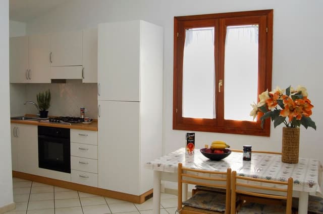 APARTMENT CAPACITY 6 TWO BEDROOMS