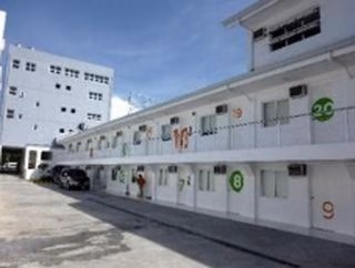 Islands Stay Hotel Mactan0