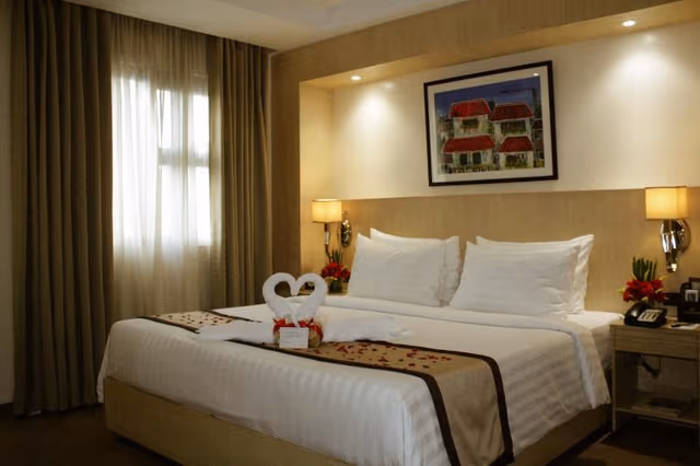 SUITE TWO BEDROOMS