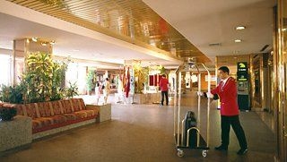 Beatriz Toledo Auditorium & Spa0