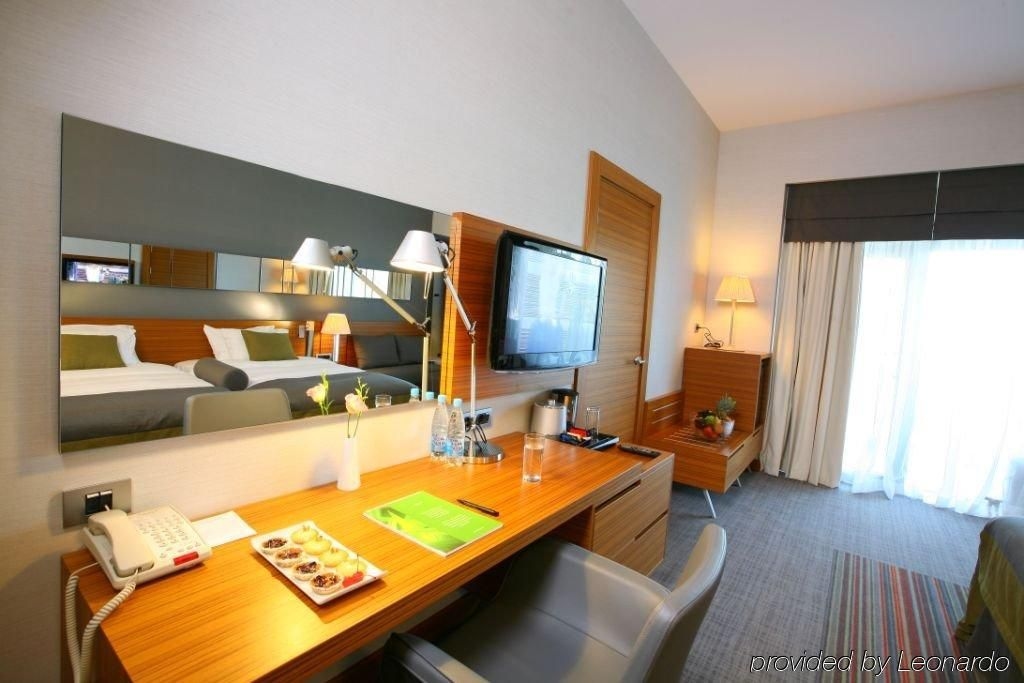 Kempinski Grand Hotel2