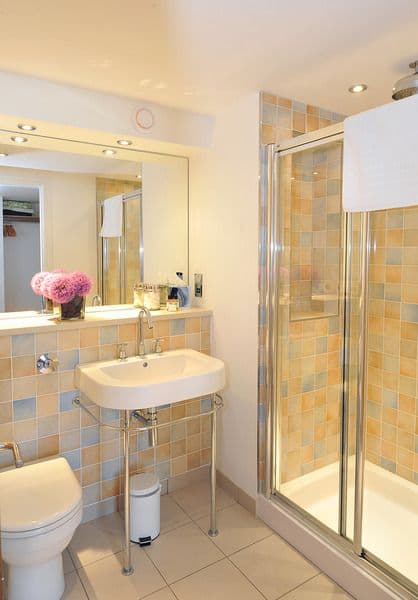 APARTMENT CLASSIC TWO BEDROOMS