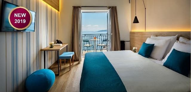 DOUBLE SEA VIEW