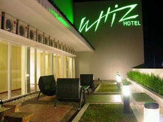 โรงแรมวิซ มาลิโอโบโร ย้อกยาการ์ต้า (Whiz Hotel Malioboro Yogyakarta)1