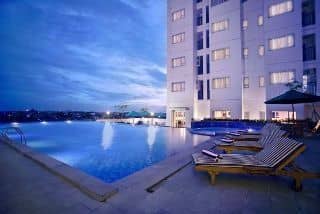 Aston Pluit Aston Pluit