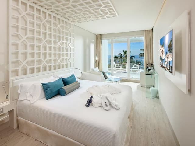 Double or Twin PREMIUM SEA VIEW