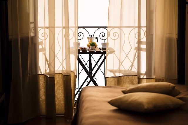 STUDIO WITH BALCONY