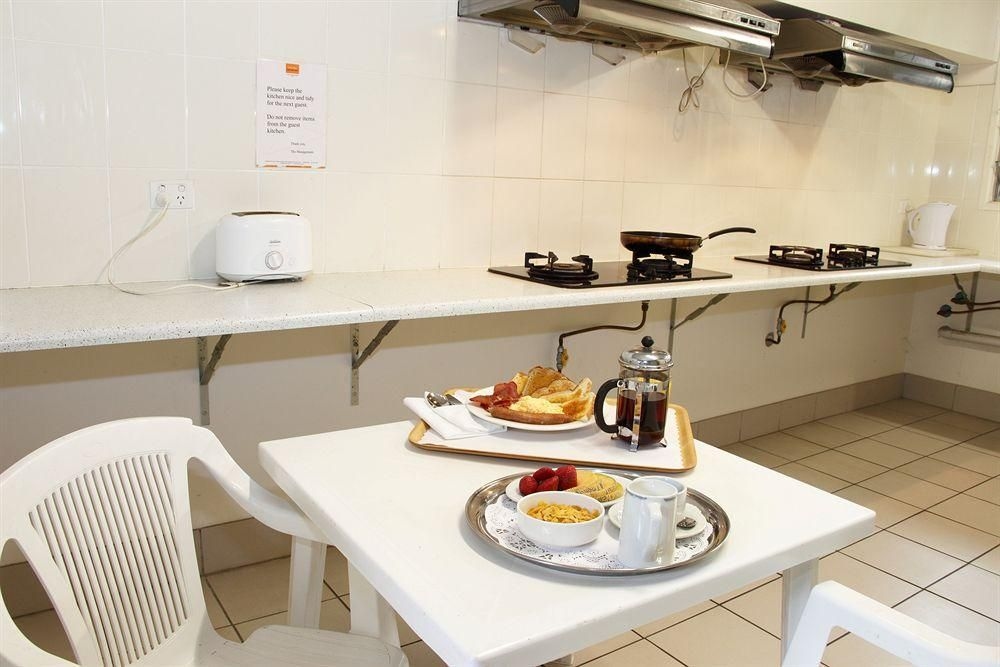 Econo Lodge City Star Brisbane1