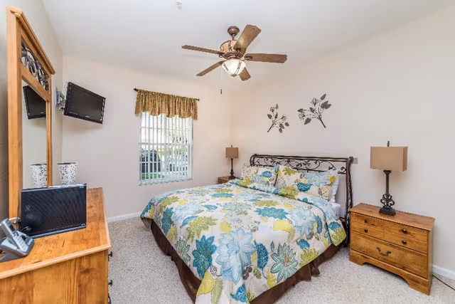 APARTMENT THREE BEDROOMS