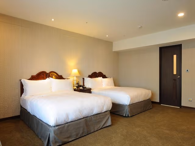 FAMILY ROOM DELUXE