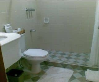 Microtel Acropolis, Libis Microtel Acropolis, Libis
