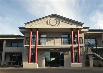 Quality Hotel Leisure Lodge4