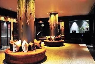 St. Giles Hotel, The Court0