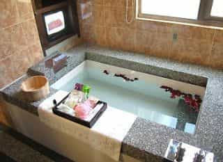 Lview Hotel