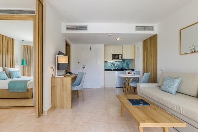 APARTMENT PREMIUM