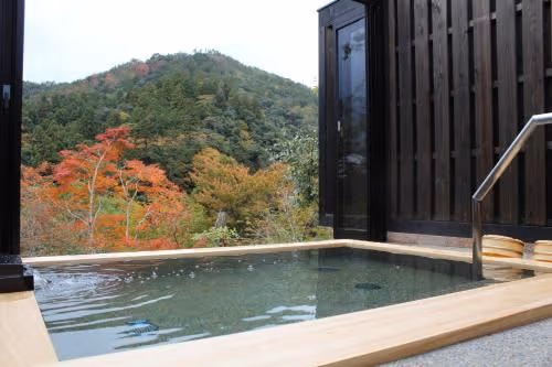 Japanese-Style Quadruple Room with Mountain View