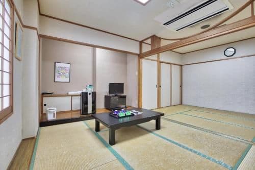 Japanese-Style Room